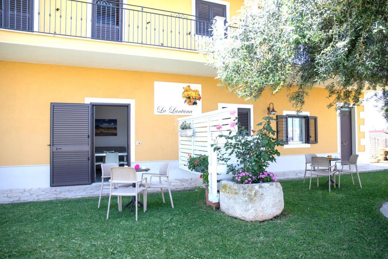 La Lantana Villa *
